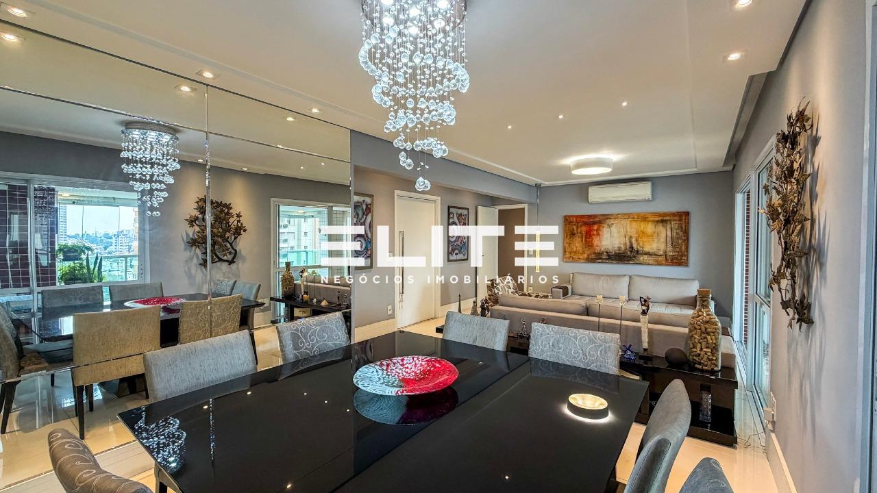 Sala de jantar e living de imóvel da Elite no Bairro Jardim — referência 44239